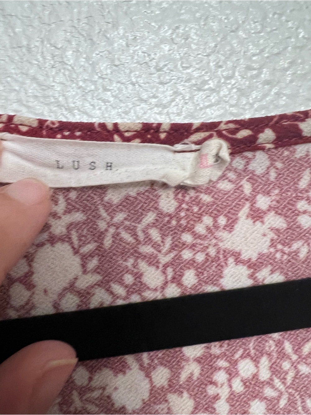 Lush Maroon Floral Blouse - Picture 3 of 7